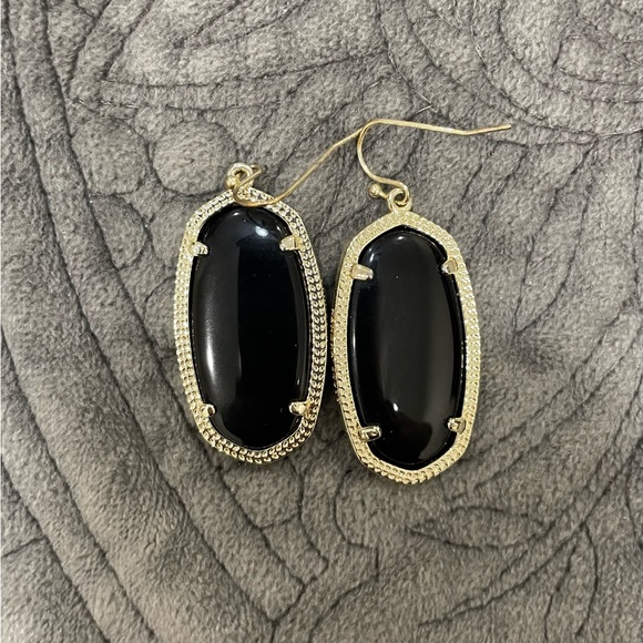 Kendra Scott Elle Gold Drop Earrings in Black Opaque Glass Excellent Condition - Picture 4 of 7